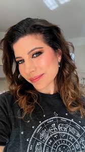 Delineados fáciles y bonitos para halloween 🎃! (El cómo hacerlos más  detallado está en el canal) #ideasparahalloween #halloweenmakeup  #delineados #maquillateconsamanta