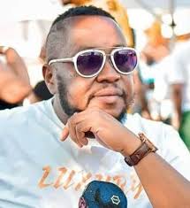 I was just informed that rapper Jelly Bee is dead. I am speechless. Her  supposed last post was made 7hours ago. 😈😈 #jellybee