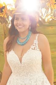 Mori lee by madeline gardner hochzeitskleiderkollektion: Vollkommen Braut Willkommen Bei Deiner Brautboutique Fur Curvy Hochzeitskleider