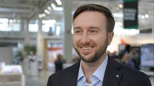 Anna Lafollette's Instagram, Twitter & Facebook