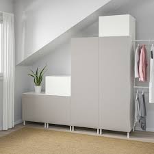 Platsa Kleiderschrank Weiss Fonnes Skatval Hellgrau Ikea Osterreich Kleiderschrank Weiss Kleiderschrank Dachschrage Einrichten