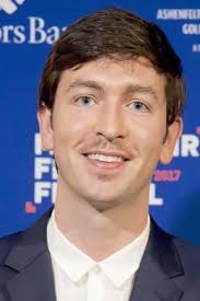 Актёры, режиссер и создатели 9 эпизода 2 сезона сериала Наследники  (2018-2023)