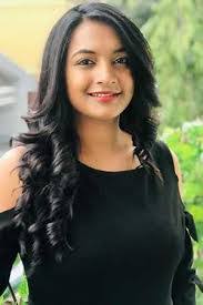 Prachi Verma's Instagram, Twitter & Facebook