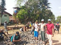 Selamat datang di dosen.co.id, web digital berbagi ilmu pengetahuan. Semangat Gotong Royong Warga Kibang Budi Jaya Patut Di Acungi Jempol