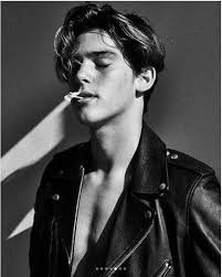 This hairstyle works best for men with curly or wavy hair. 80 Men S Hairstyles Every Guy Should Look At For Inspiration 2021