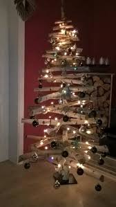 Weihnachtsbaum Selber Bauen Aus Birkenstammen Janisworld Weihnachtsbaum Holz Weihnachtsbaum Weihnachtsbaum Alternative