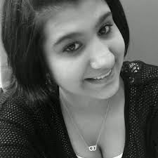 Kim Asmus's Instagram, Twitter & Facebook