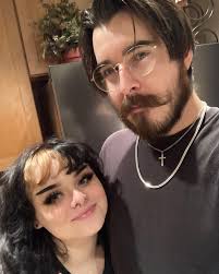 chloe 🦇 (@valenciavolpe) • Instagram photos and videos