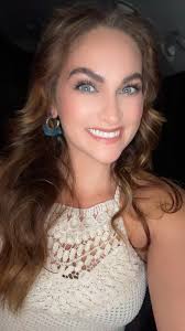 Not bad for doing you're makeup in the car IN THE DARK with a small light  🌶️✨