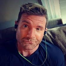 Calvin Pitt's Instagram, Twitter & Facebook