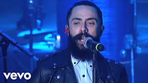 Sabes tiene los 17 aun, es jovencita y ya es mi novia. Piden Cancelar A Los Angeles Azules Por Cancion 17 Anos Noticieros Televisa