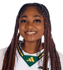 Khalilah Smith's Instagram, Twitter & Facebook