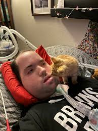 Meet Milo! I think he is one cool 😎 cat!!!! ♥️from Lucas!!!