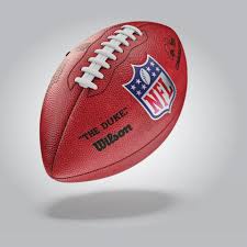 En fotball er en ball som brukes i flere forskjellige sporter, som fotball, amerikansk fotball og gælisk fotball. Nfl The Duke American Football Wilson Sporting Goods