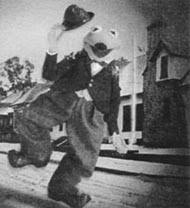 Now, there are a lot of discrepancies out there regarding the chaplin studio. The Charlie Chaplin Studio