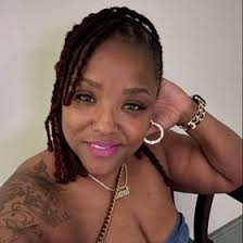 Kenya Walker (mzwalker98)