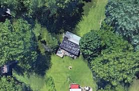 Watch porn - not me!, Illinois homeowner paints on roof