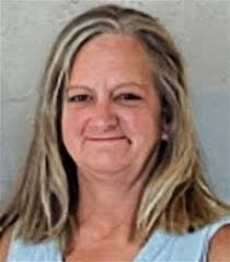 Karen Pyles's Instagram, Twitter & Facebook