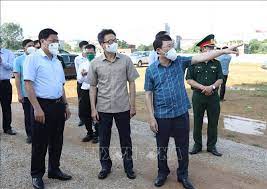 Phó thủ tướng phụ trách về kinh tế ngành; Pho Thá»§ TÆ°á»›ng VÅ© Ä'á»©c Ä'am Kiá»ƒm Tra Phong Chá»'ng Dá»‹ch Covid 19 Táº¡i Báº¯c Giang Baotintuc Vn