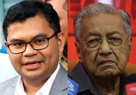 Siti hasmah binti haji pada tahun 1952, beliau telah memperolehi/dianugerahkan ijazah sarjana muda perubatan dan tun dr mahathir meninggalkan perkhidmatan kerajaan pada 1957 untuk menubuhkan kliniknya sendiri, klinik. Amk Says It No Longer Supports Dr Mahathir As Pm Candidate The Star