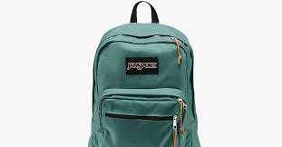 Every backpack that's made comes with handy compartments to stow away all the needed stuff. Best Backpacks For College Jansport Chrome Thule Road Runner Wired