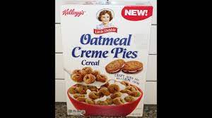 Kellogg S Little Debbie Oatmeal Creme Pies Cereal Review Youtube
