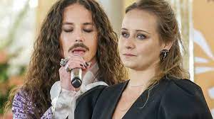 Wygrana w polskich preselekcjach konkursu eurowizji, zwycięstwo w ubiegłorocznych premierach w opolu oraz udział w telewizyjnym show agent na pewno otwierają. Marlena Szpak Outshine Michal Szpak At The Party How Did She Get Dressed