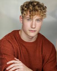 New headshots 📸 Couldn't recommend @ruthcrafer highly enough! #headshots  #actor #blackandwhite