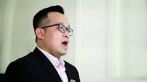 Minh Ta's Instagram, Twitter & Facebook