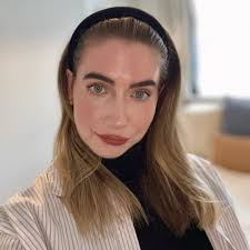 What are the best thrift stores for women's clothes in the area?