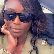 Who knows how to cut and color curly mixed hair in the Lynchburg area?