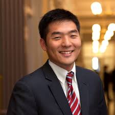 Eddie Lee's Instagram, Twitter & Facebook