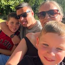 Stuart Booth (@StuartBooth)