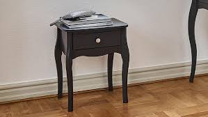 Mit diesem schwarzen nachttisch mit schublade haben sie alle essentials für guten schlaf griffbereit und bereichern ihre ruheoase mit zeitlosem chic. Nachttisch Baroque Mdf In Schwarz Braun 1 Schublade