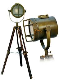 Medieval Replicas Ayakli Lamba With Tripod Vintage Amazon De Beleuchtung Retro Floor Lamps Floor Lamp Design Antique Lighting