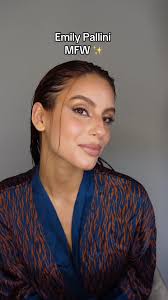 Makeup alla dolcissima @Emily Pallini 🩷 per sfilata di Sara Wong #mfw  #glam #makeuptutorial #makeupartist