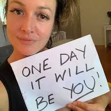 Amy Teal's Instagram, Twitter & Facebook