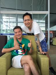 Tối 9/10, hoài linh và đàm vĩnh hưng cùng dự họp báo giới thiệu liveshow kỷ niệm 20 năm ca hát của lệ quyên. Dam Vinh Hung First Expressed His Perspective To Hoai Linh Duy Manh Additionally Answered Frankly Vn News