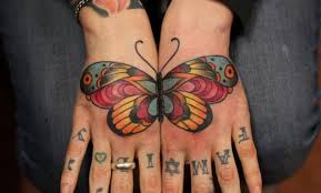 Artículos relacionados diseno 20 diseños de tatuajes pequeños a color. Tatuajes De Mariposas En Las Manos Disenos Y Significado Tatuantes