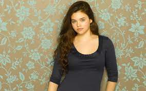 India summer is the epitome of a knockout! Wallpaper Women Model Brunette Long Hair Face India Eisley Actress Flowers Wall Green Eyes Earring 2560x1600 Longlife 1398963 Hd Wallpapers Wallhere