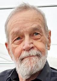 Becoming a full-time newspaperman