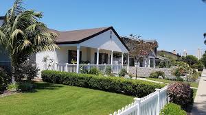 Hotel del coronado, also known as the del and hotel del, is a historic beachfront hotel in the city of coronado, just across the san diego bay from san diego, california.it is one of the few surviving examples of an american architectural genre: Coronado Inn Bizbash