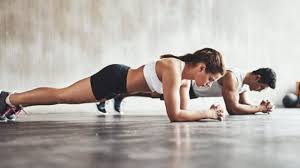 Af coaching 2 exercices pour travailler ses épaules sans materiel. Pendant Le Confinement Des Exercices Pour Muscler Vos Pectoraux A Domicile Et Sans Materiel Sport By Tn