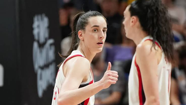 Help me to understand': Criticism mounts over decision to bench Caitlin  Clark - Yahoo Sports
