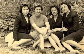 Yıldız ayhan, 1938 yılında ankara'da doğdu. Yildiz Ayhan Saniye Can Aliye Akkilic Nezahat Bayram Istanlook Nostalji Birzamanlar Anilar Resimler Fotograf