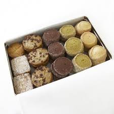 Compagnie Generale De Biscuiterie La Seule Biscuiterie Artisanale De Paris Achetez Maintenant En Ligne Nos Biscuits Boit Biscuiterie Biscuits Alimentation
