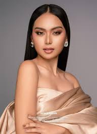 Carla Aloria (@aloria.carla) • Facebook