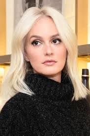 Leighton Meester Thinks She Could Easily Win The Bachelor Femestella Brown Eyes Blonde Hair Platinum Blonde Hair Blonde Hair Brown Eyes