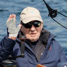 El rey emérito llevará a Revilla al juzgado tras no asistir al fallido acto  de conciliación