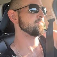 Alexander Roper's Instagram, Twitter & Facebook